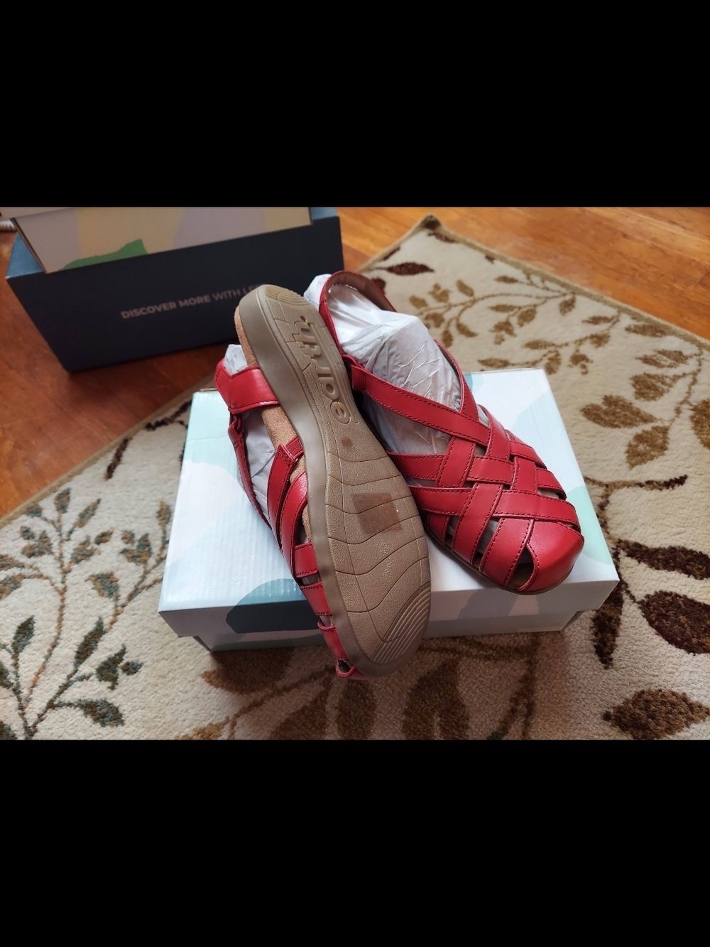 Earth Origins Red Leather Fisherman Sandals